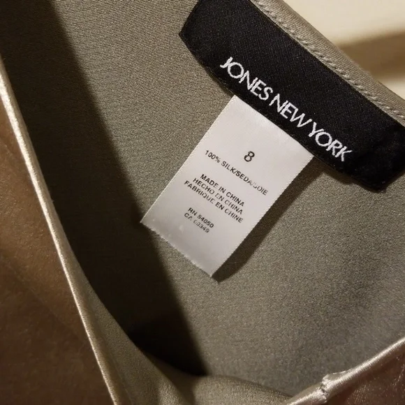 Jones New York Silk Tank Crop Top - Picture 3 of 6